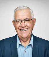 Senior Businessman_edited